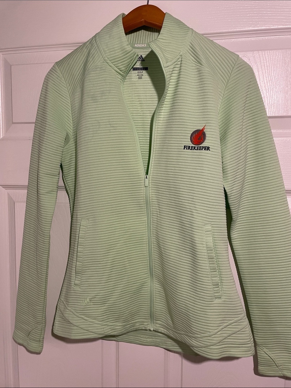Women’s size S golf full zip